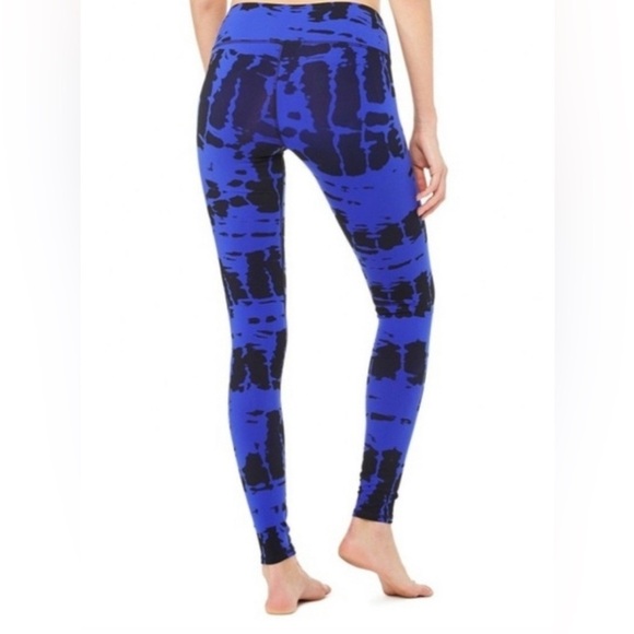 ALO Yoga Airbrush Electric Blue Tie Dye Compression  Leggings Women’s Size Small - Picture 1 of 14